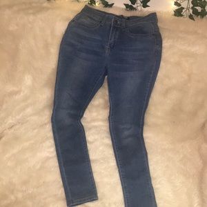 Fashion Nova Jeans | Medium Wash | Sz 7/8